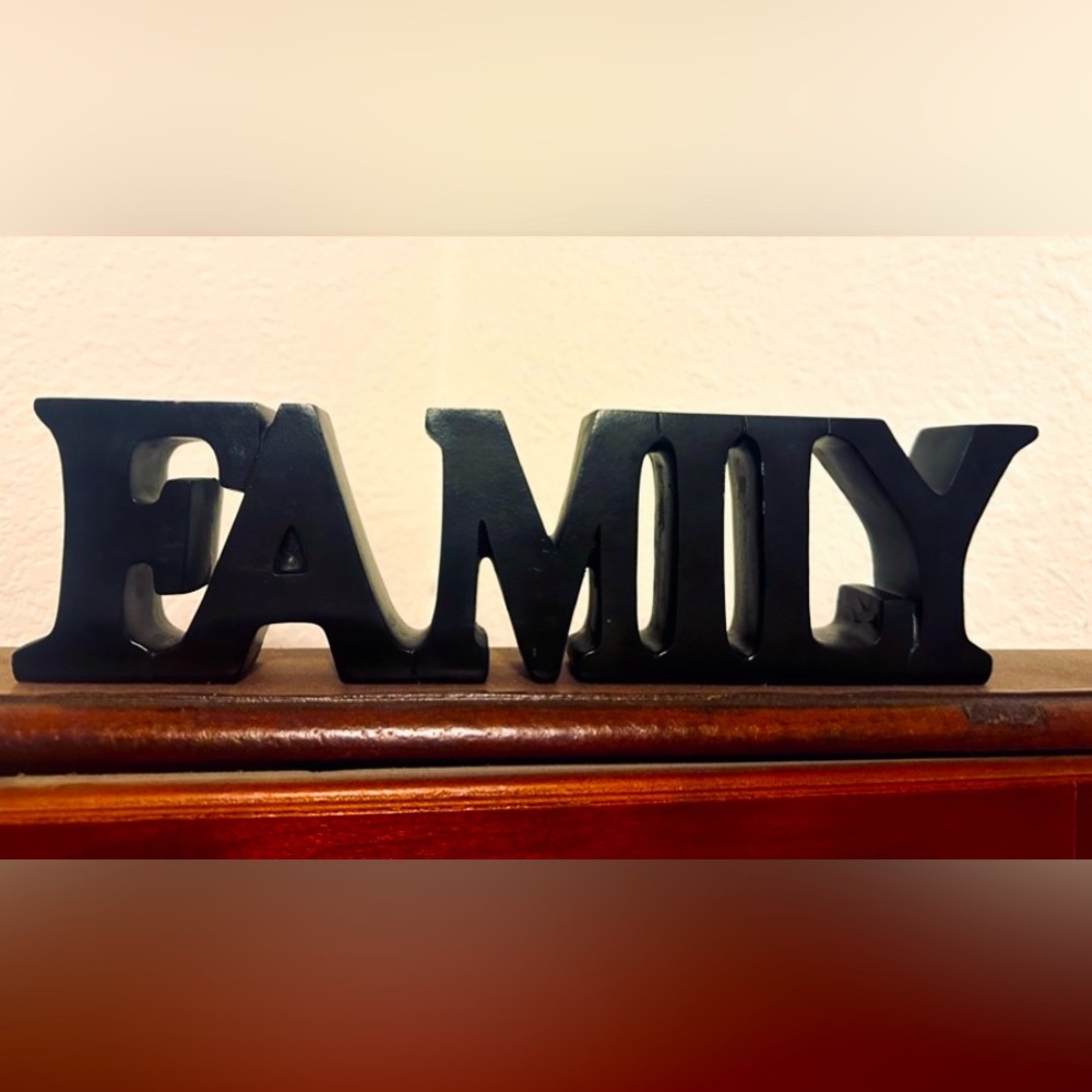 Morning View Tabletop F-A-M-I-L-Y Sign